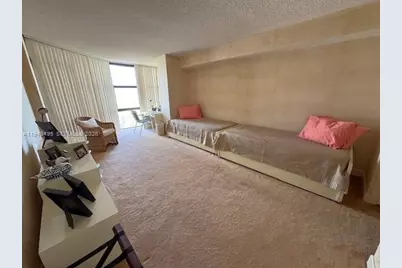 6423 Collins Ave #809, Miami Beach, FL 33141 - Photo 13