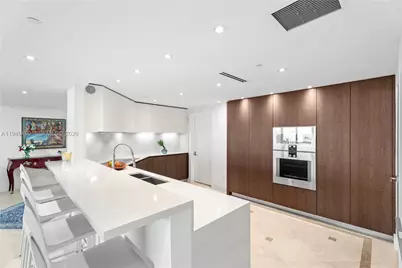 1643 Brickell Ave #2506, Miami, FL 33129 - Photo 7