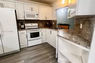 9156 NW 40th St, Coral Springs, FL 33065 - Photo 7