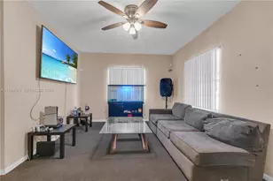 1478 NW 74th St, Miami, FL 33147 - Photo 15