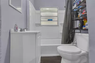 1478 NW 74th St, Miami, FL 33147 - Photo 11