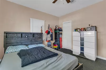 1478 NW 74th St, Miami, FL 33147 - Photo 9