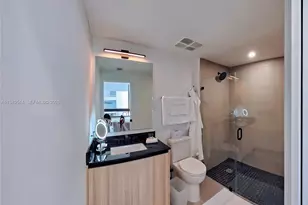 225 N Miami Ave, Miami, FL 33132 - Photo 7