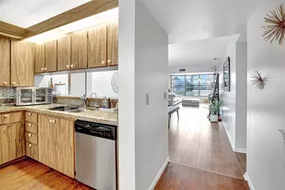 1532 Whitehall Dr #202, Davie, FL 33324 - Photo 5