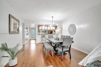 1532 Whitehall Dr #202, Davie, FL 33324 - Photo 9