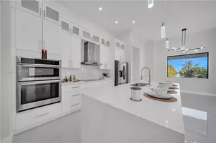 2219 Surfside Blvd, Cape Coral, FL 33991 - Photo 7