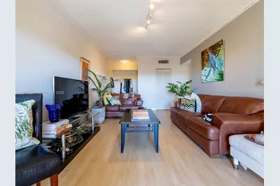 11700 SW 2nd St #13202, Pembroke Pines, FL 33025 - Photo 5