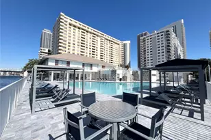 1833 S Ocean Dr, Hallandale Beach, FL 33009 - Photo 19