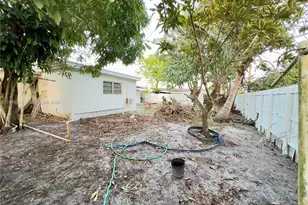 4910 NW 173rd St, Miami Gardens, FL 33055 - Photo 17