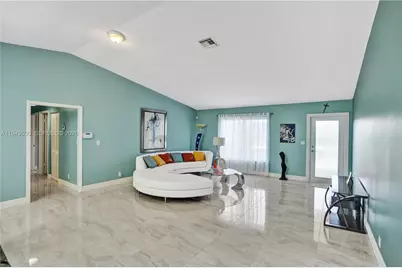 11201 NW 4th Court, Plantation, FL 33325 - Photo 7