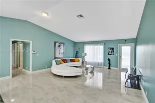 11201 NW 4th Ct, Plantation, FL 33325 - Photo 7