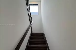 19670 NE 14th Ct, Miami, FL 33179 - Photo 25