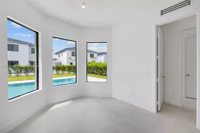19670 NE 14th Ct #19670, Miami, FL 33179 - Photo 21