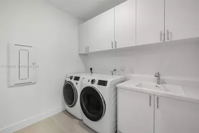19670 NE 14th Ct #19670, Miami, FL 33179 - Photo 45