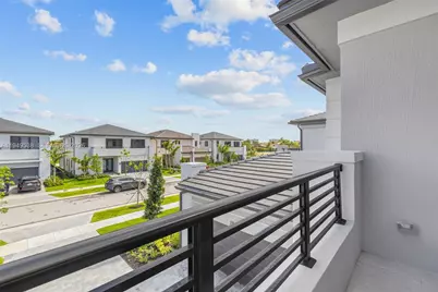 19670 NE 14th Ct #19670, Miami, FL 33179 - Photo 43