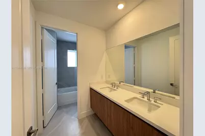 19670 NE 14th Ct #19670, Miami, FL 33179 - Photo 33