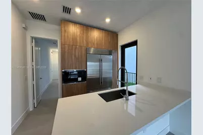 19670 NE 14th Ct #19670, Miami, FL 33179 - Photo 17