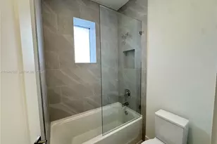 19670 NE 14th Ct, Miami, FL 33179 - Photo 35