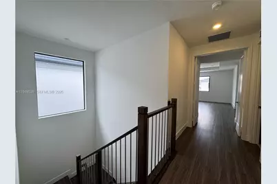 19670 NE 14th Ct #19670, Miami, FL 33179 - Photo 31