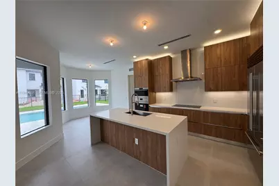 19670 NE 14th Ct #19670, Miami, FL 33179 - Photo 11