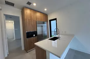 19670 NE 14th Ct, Miami, FL 33179 - Photo 19