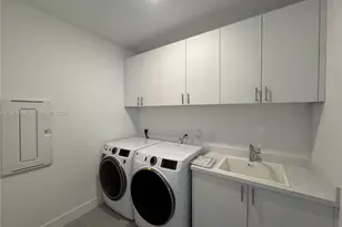 19670 NE 14th Ct, Miami, FL 33179 - Photo 43