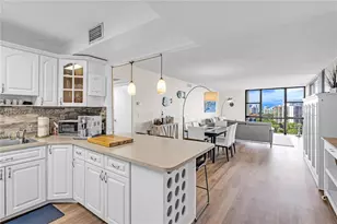 20301 W Country Club Dr, Aventura, FL 33180 - Photo 15