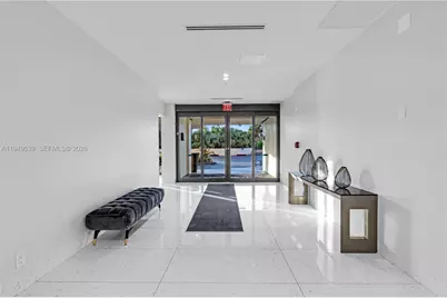 20301 W Country Club Dr #1623, Aventura, FL 33180 - Photo 13