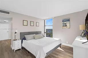 20301 W Country Club Dr, Aventura, FL 33180 - Photo 33