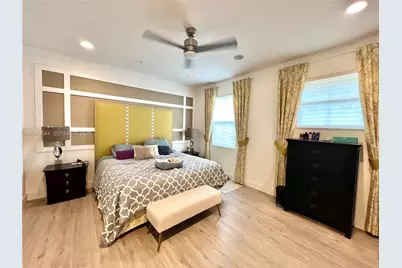 3330 NW 126th Ter, Sunrise, FL 33323 - Photo 9