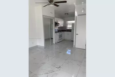 6045 Buchanan St #1, Hollywood, FL 33024 - Photo 9