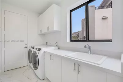 19749 NE 16th Pl #19749, Miami, FL 33179 - Photo 31