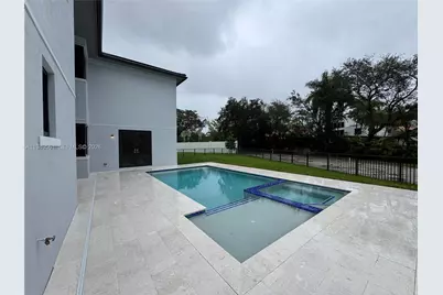 19749 NE 16th Pl #19749, Miami, FL 33179 - Photo 35