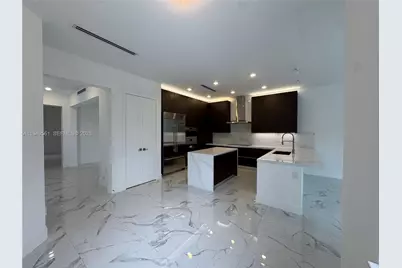 19749 NE 16th Pl #19749, Miami, FL 33179 - Photo 13