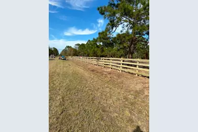 845 S Willow St, Clewiston, FL 33440 - Photo 3