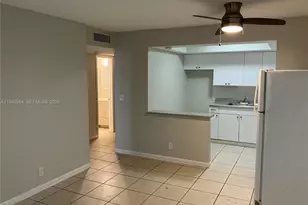 206 NE 3rd St, Hallandale Beach, FL 33009 - Photo 3