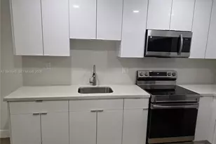 1191 W 53rd Terrace, Hialeah, FL 33012 - Photo 13