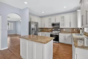 2216 NW 72nd Terrace, Pembroke Pines, FL 33024 - Photo 13