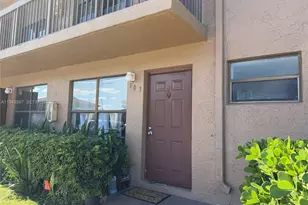 10054 Winding Lake Rd, Sunrise, FL 33351 - Photo 7