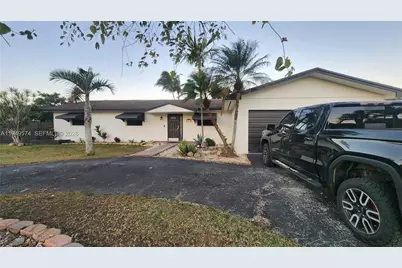 28500 SW 161st Ave, Homestead, FL 33033 - Photo 5