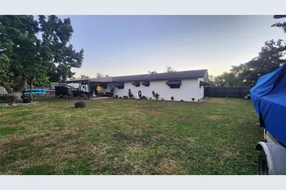 28500 SW 161st Ave, Homestead, FL 33033 - Photo 3