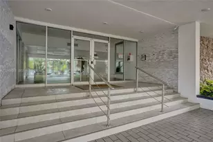 401 Golden Isles Dr, Hallandale Beach, FL 33009 - Photo 35