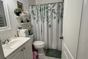 17901 SW 144th Ave, Miami, FL 33177 - Photo 11