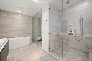 3300 NE 188th St, Aventura, FL 33180 - Photo 21