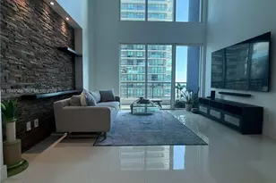 60 SW 13th St, Miami, FL 33130 - Photo 11