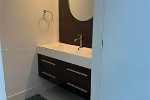 60 SW 13th St, Miami, FL 33130 - Photo 7