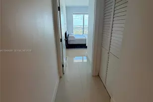 60 SW 13th St, Miami, FL 33130 - Photo 29