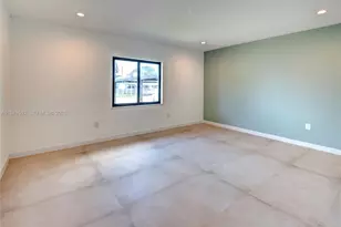 818 NW 47th St, Miami, FL 33127 - Photo 15