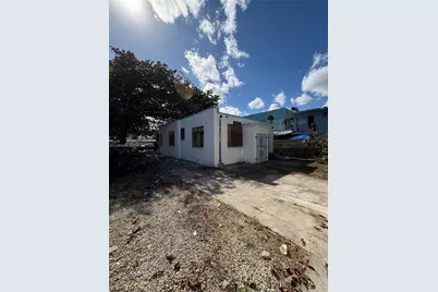 2341 SW 9th St, Miami, FL 33135 - Photo 11