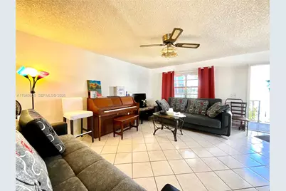 371 Burgundy H #H, Delray Beach, FL 33484 - Photo 5